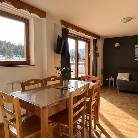 Pied Piste Avec Terrasse - 6 Pers Daire