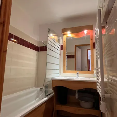 Pied Piste Avec Terrasse - 6 Pers *